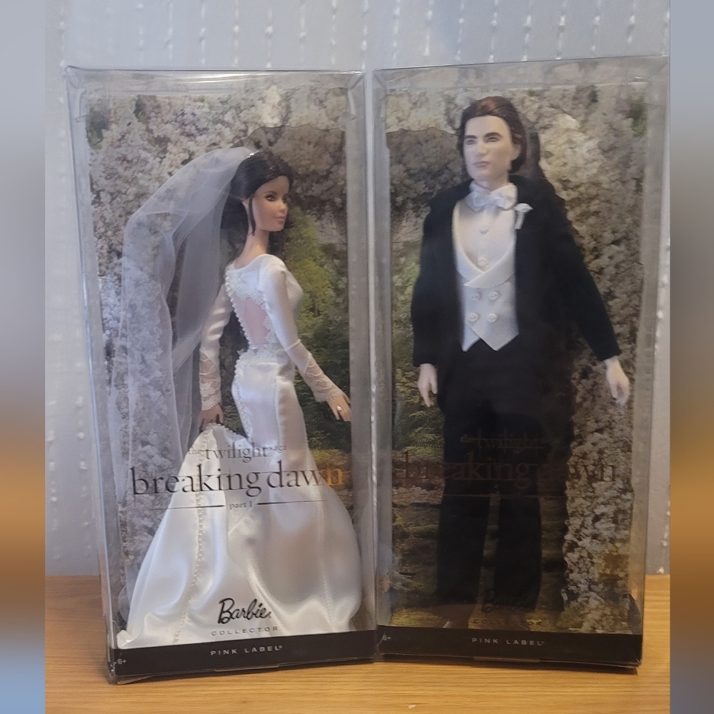 Twilight Breaking Dawn 2pk Wedding Barbie Pink Label Set